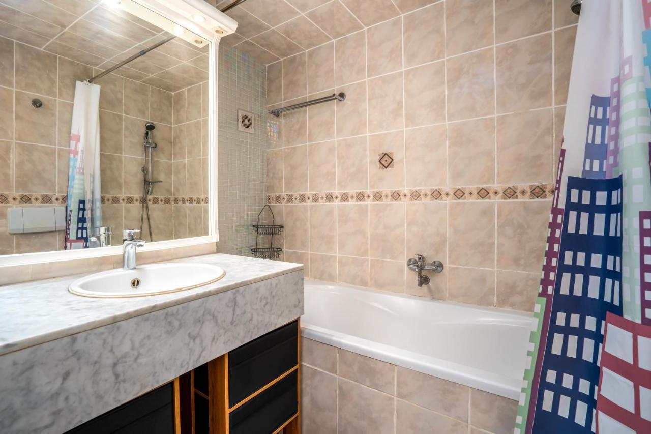 Appartamento Apartamento Welcs con Terraza Frente al Mar Empuriabrava Esterno foto