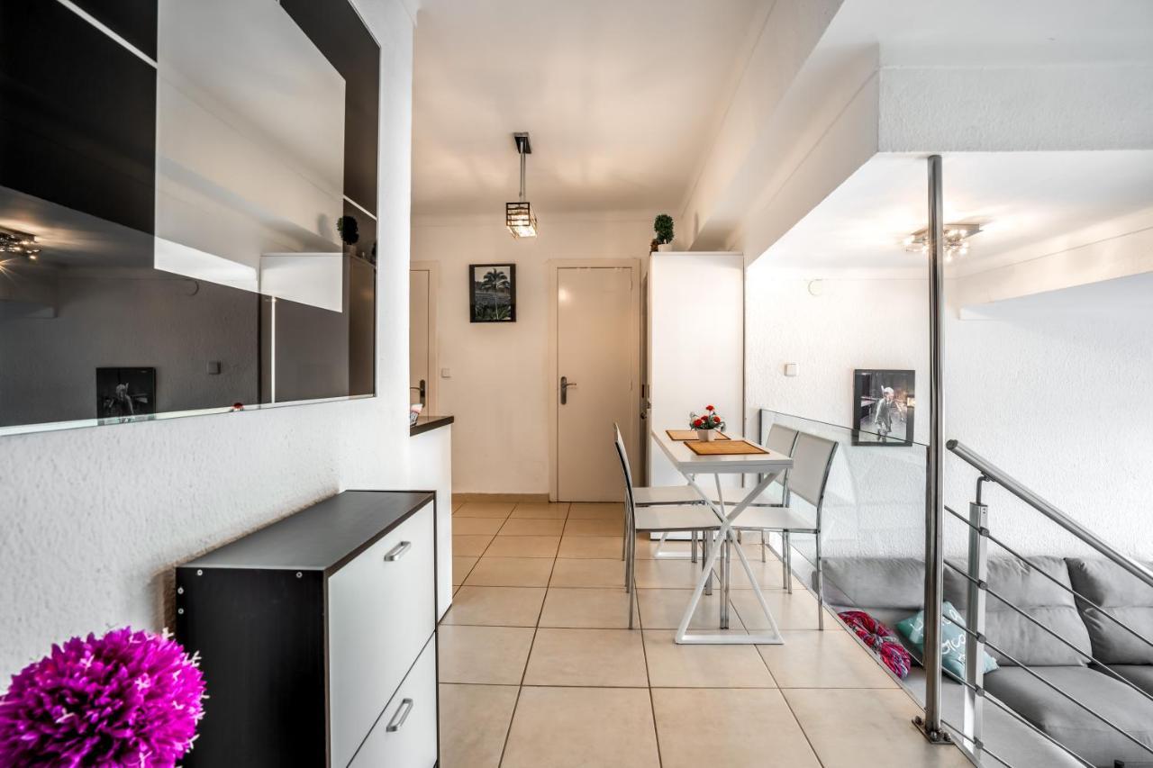 Appartamento Apartamento Welcs con Terraza Frente al Mar Empuriabrava Esterno foto