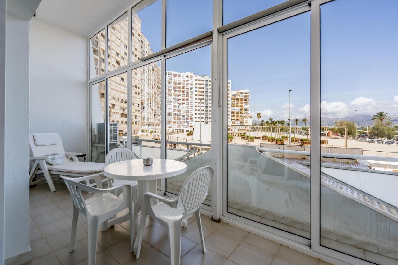 Appartamento Apartamento Welcs con Terraza Frente al Mar Empuriabrava Esterno foto