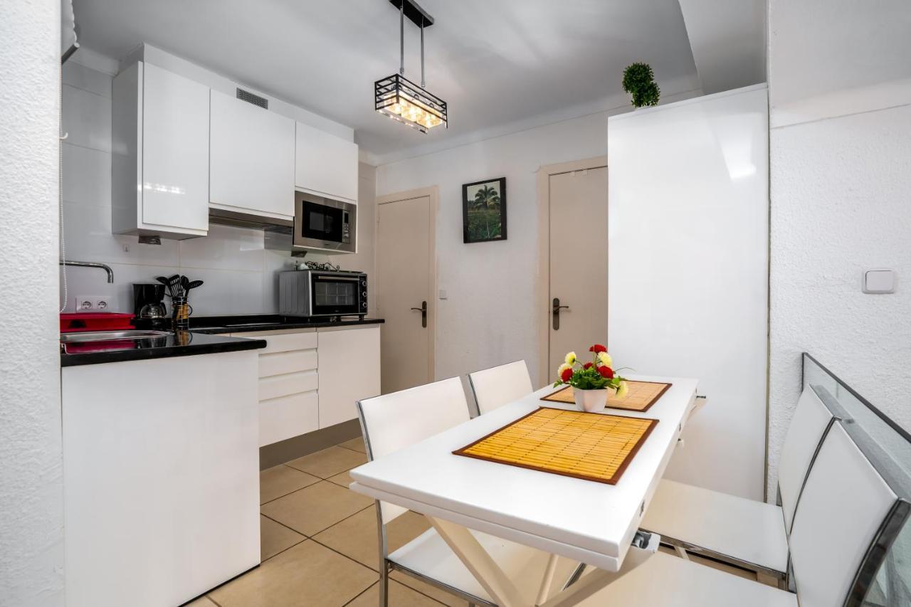 Appartamento Apartamento Welcs con Terraza Frente al Mar Empuriabrava Esterno foto