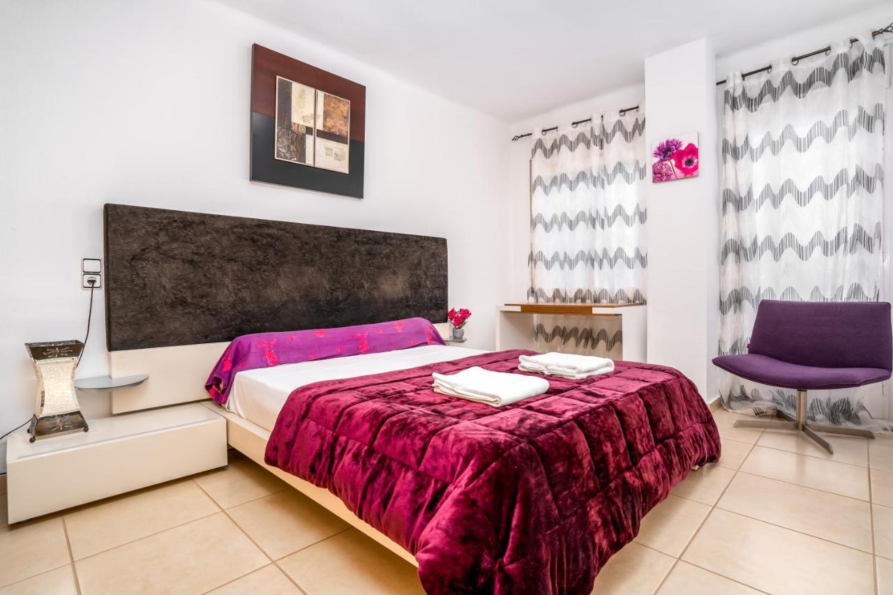 Appartamento Apartamento Welcs con Terraza Frente al Mar Empuriabrava Esterno foto